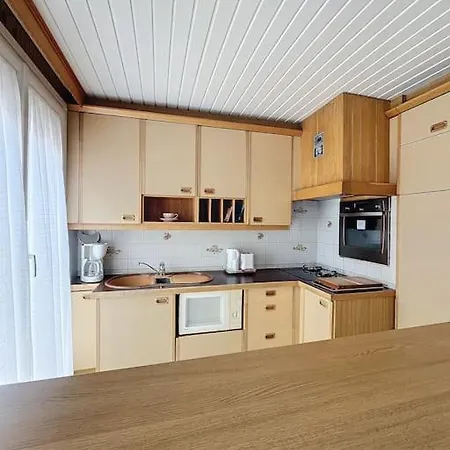 1er Etage, A 50m